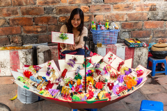 viet_hanoi_leut_002