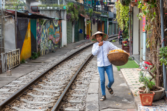 viet_hanoi_leut_004